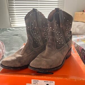 Mix mooz cowgirl boots